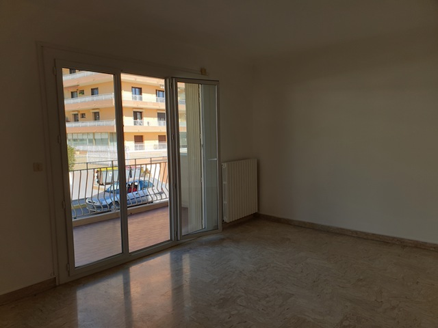 Apartment - SANARY-SUR-MER