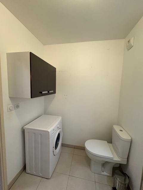 Apartment - SIX-FOURS-LES-PLAGES