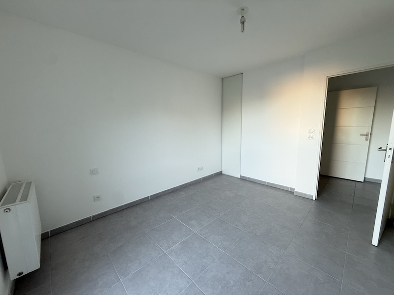 Apartment - SIX-FOURS-LES-PLAGES