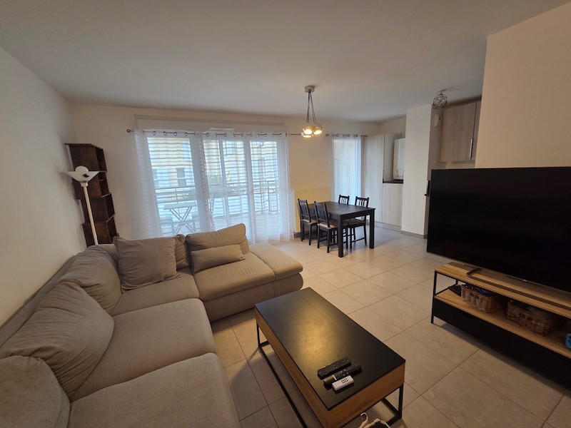 Apartment - SIX-FOURS-LES-PLAGES