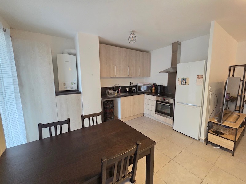 Apartment - SIX-FOURS-LES-PLAGES