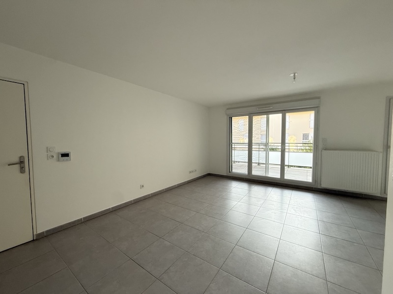 Apartment - SIX-FOURS-LES-PLAGES