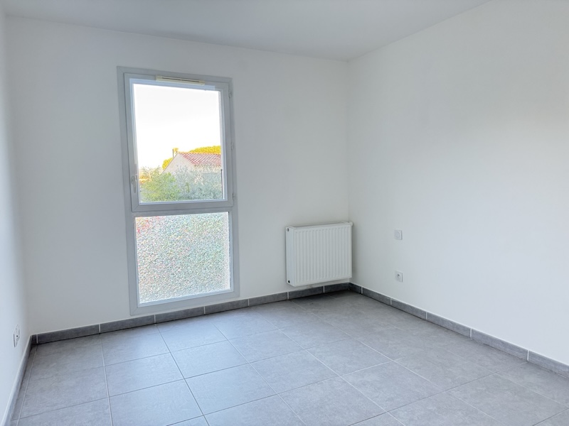 Apartment - SIX-FOURS-LES-PLAGES