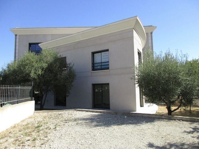 Location Local Commercial SANARY-SUR-MER
