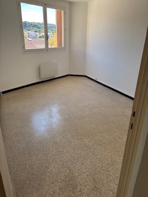 Apartment - OLLIOULES