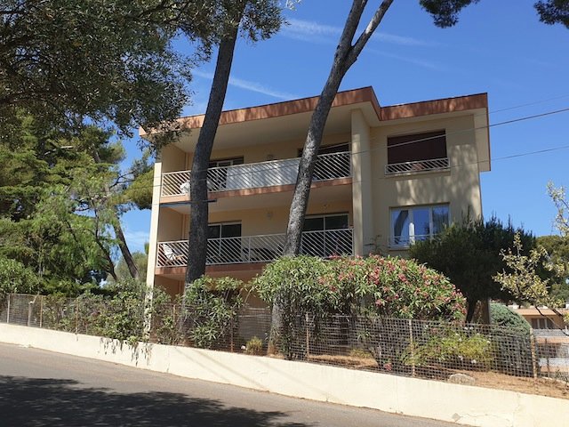 Location Appartement SANARY-SUR-MER