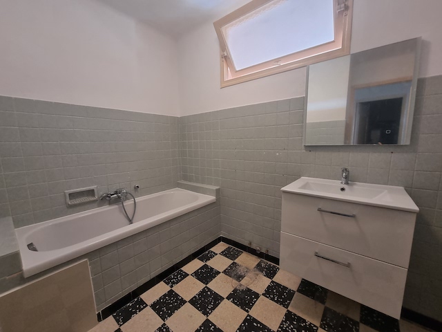 Appartement - SIX-FOURS-LES-PLAGES
