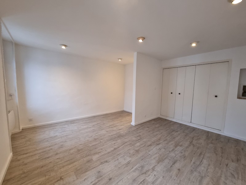 Local Commercial - TOULON