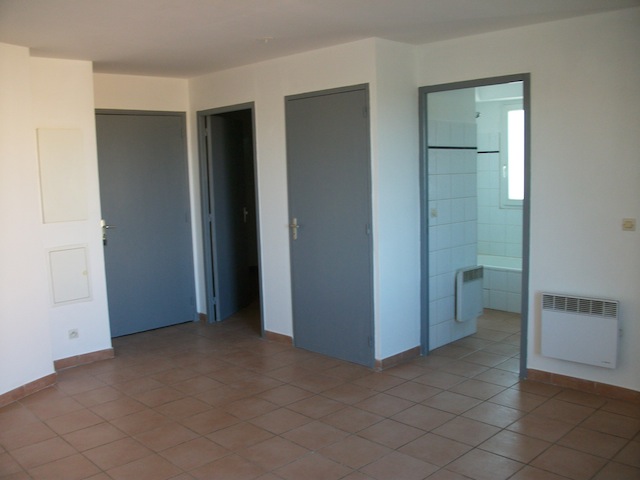 Apartment - OLLIOULES