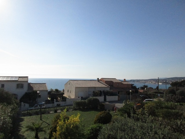 Location Appartement SANARY-SUR-MER