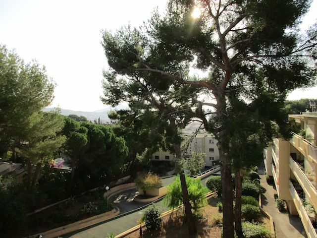 For rent Apartment SANARY-SUR-MER