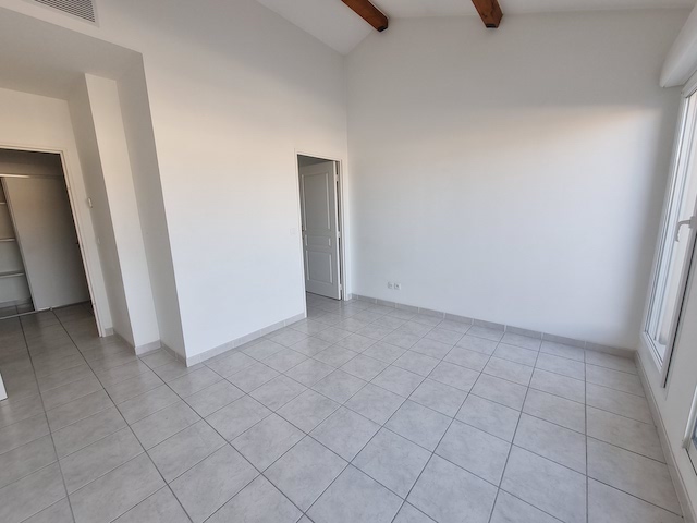 Appartement - SIX-FOURS-LES-PLAGES