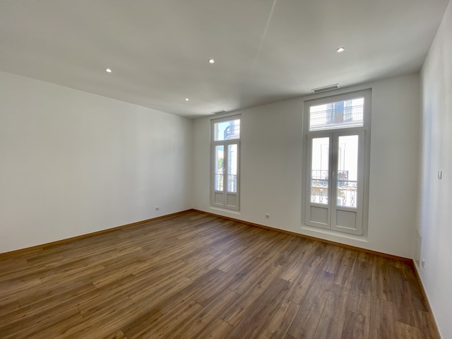 Apartment - TOULON