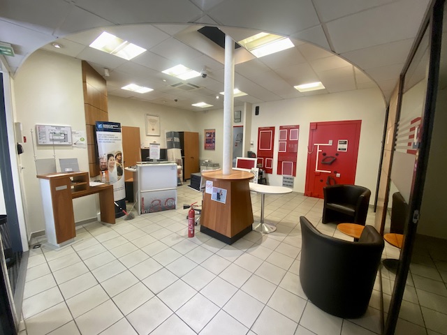 Local Commercial - OLLIOULES